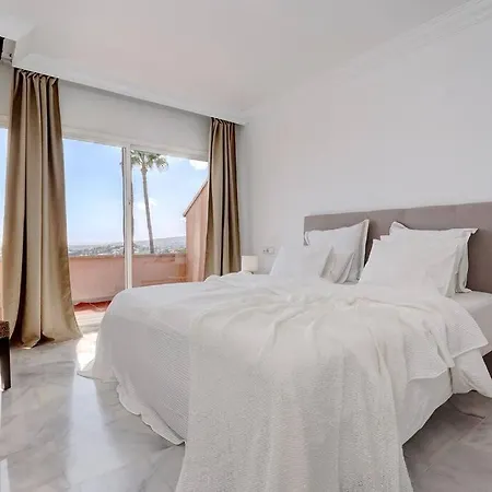 Stunning 2 Bedroom In Magna Apartment